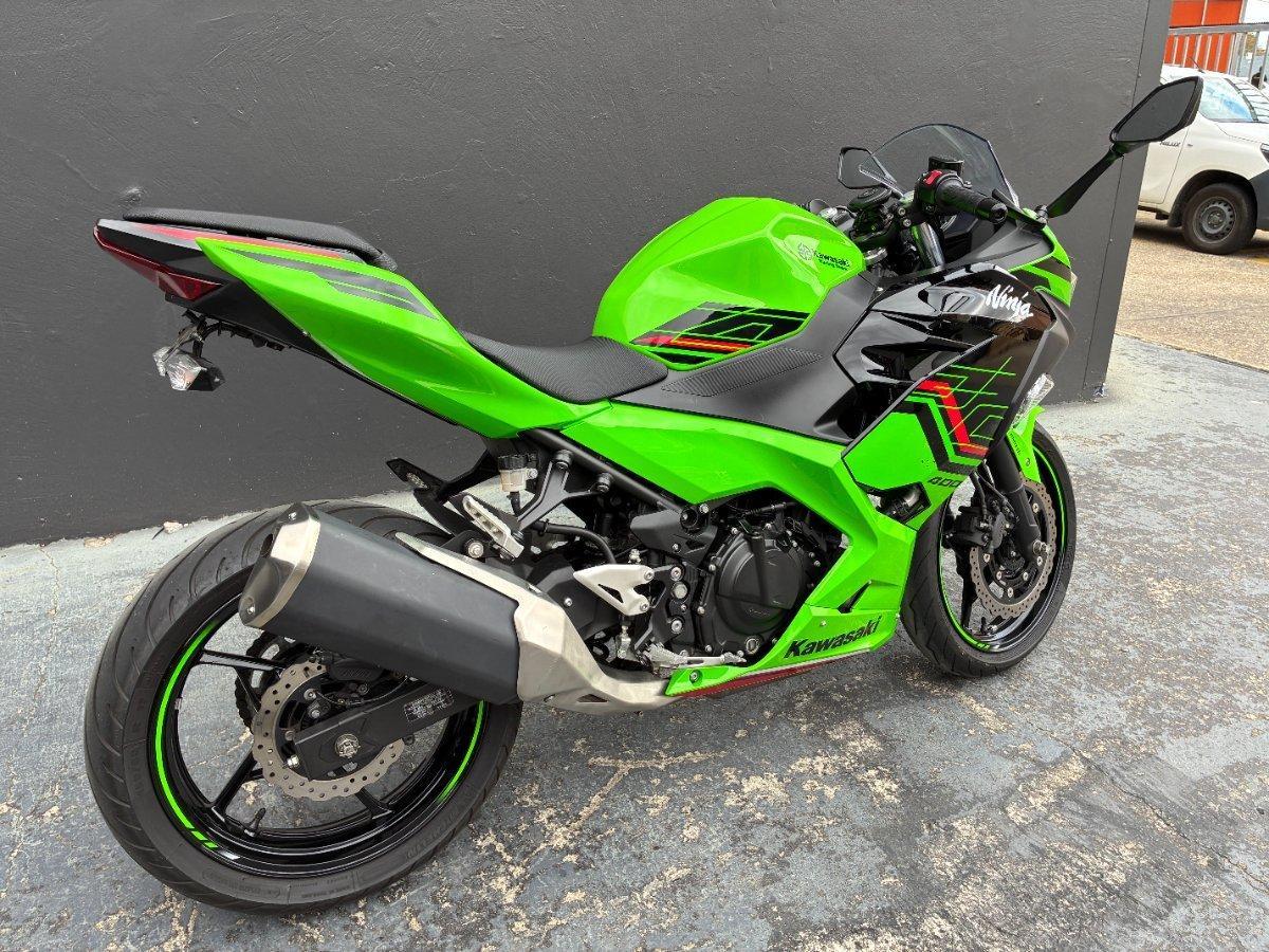 2023 KAWASAKI NINJA 400 SE SPORTS