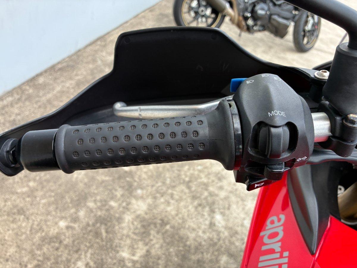 2015 APRILIA CAPONORD 1200 DUAL SPORTS