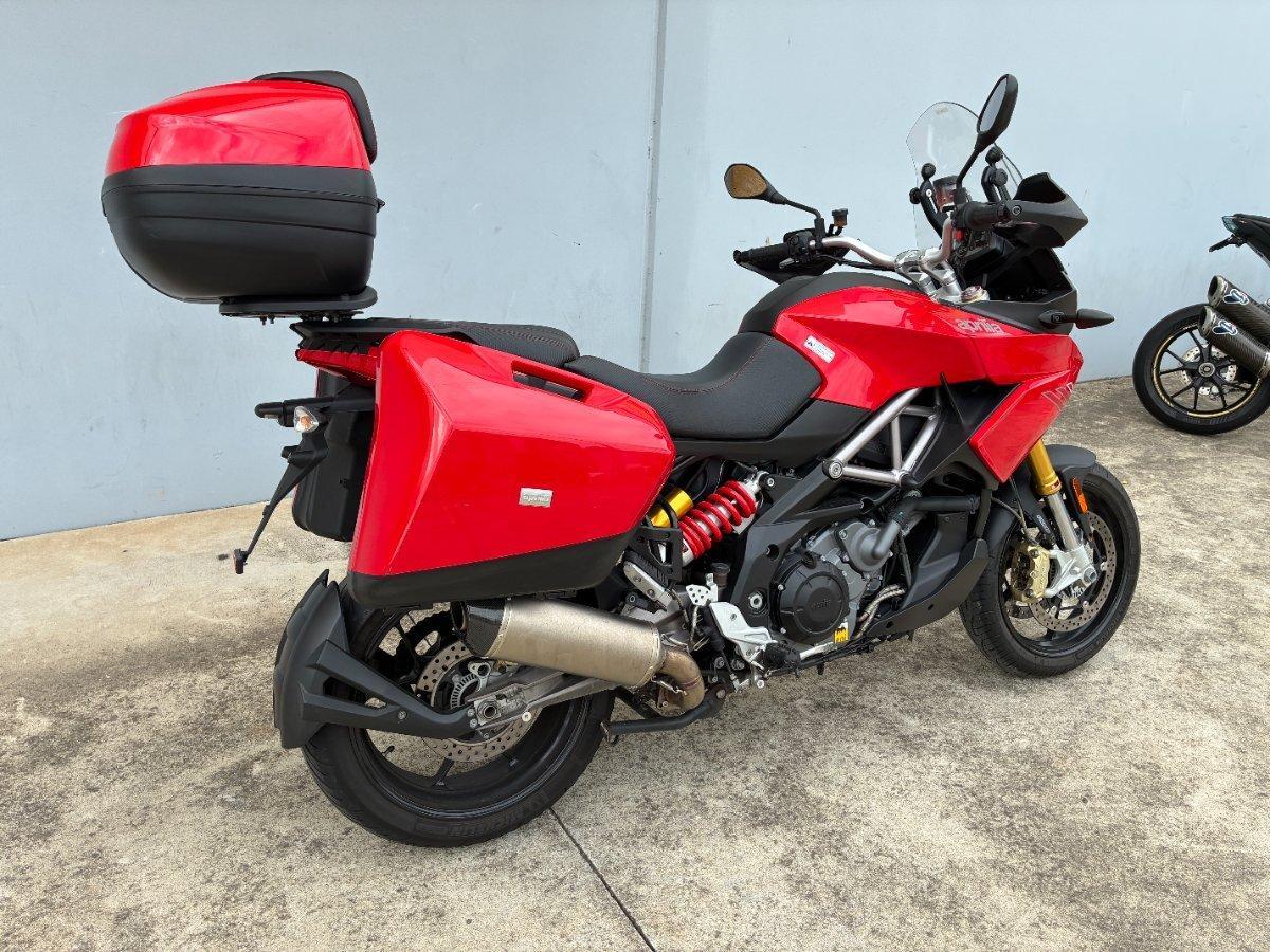 2015 APRILIA CAPONORD 1200 DUAL SPORTS