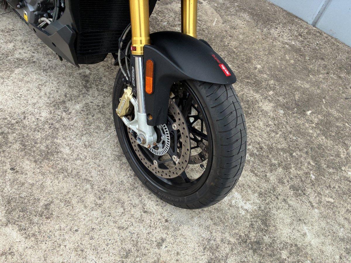 2015 APRILIA CAPONORD 1200 DUAL SPORTS