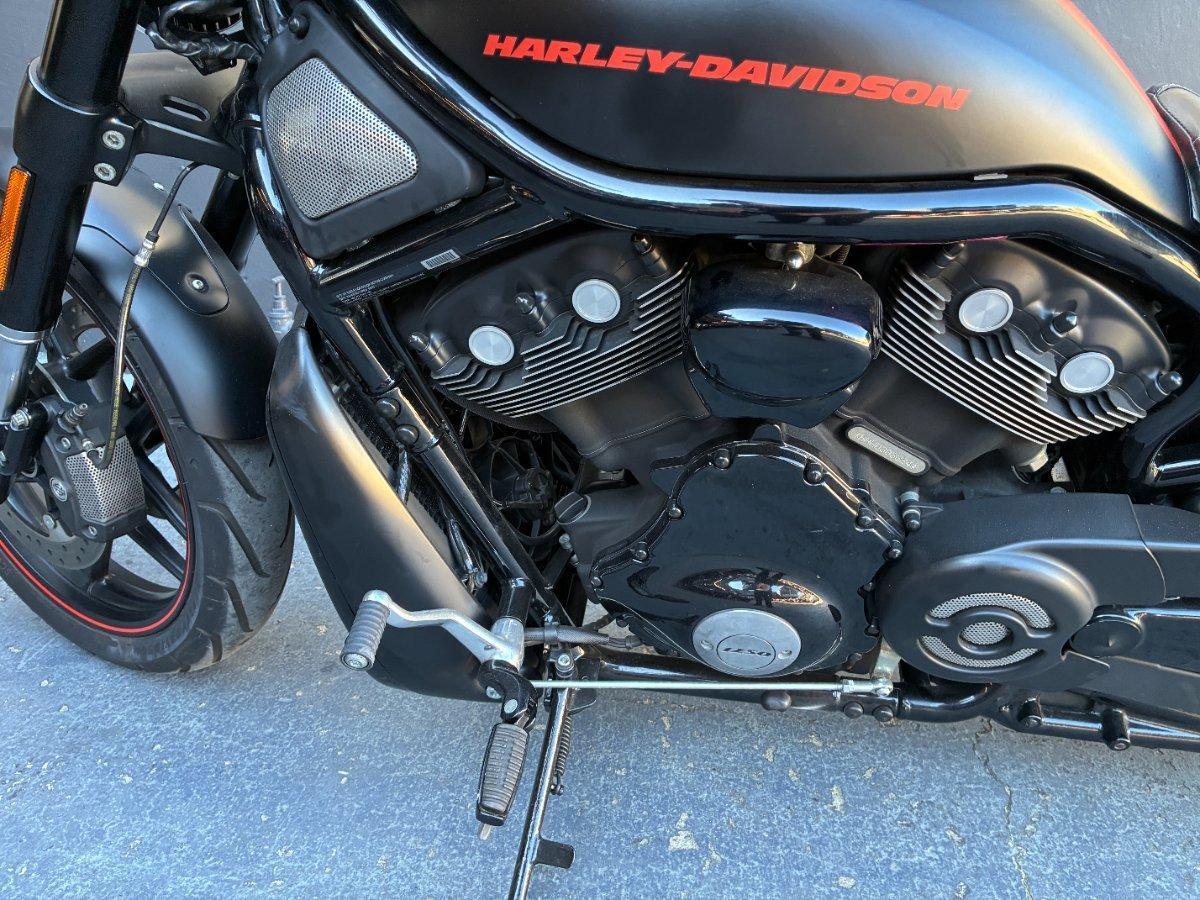 2013 HARLEY-DAVIDSON VRSCDX NIGHT ROD SPECIAL CRUISER