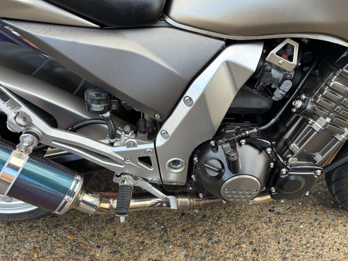 2004 KAWASAKI Z1000 ROAD