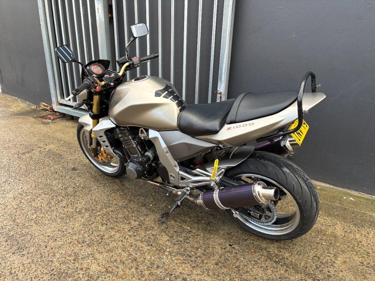 2004 KAWASAKI Z1000 ROAD