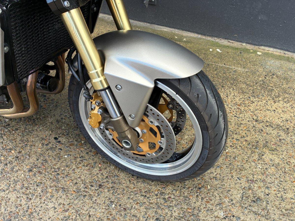 2004 KAWASAKI Z1000 ROAD