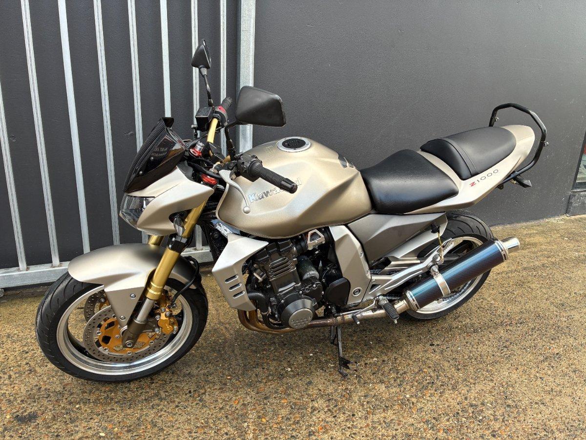 2004 KAWASAKI Z1000 ROAD