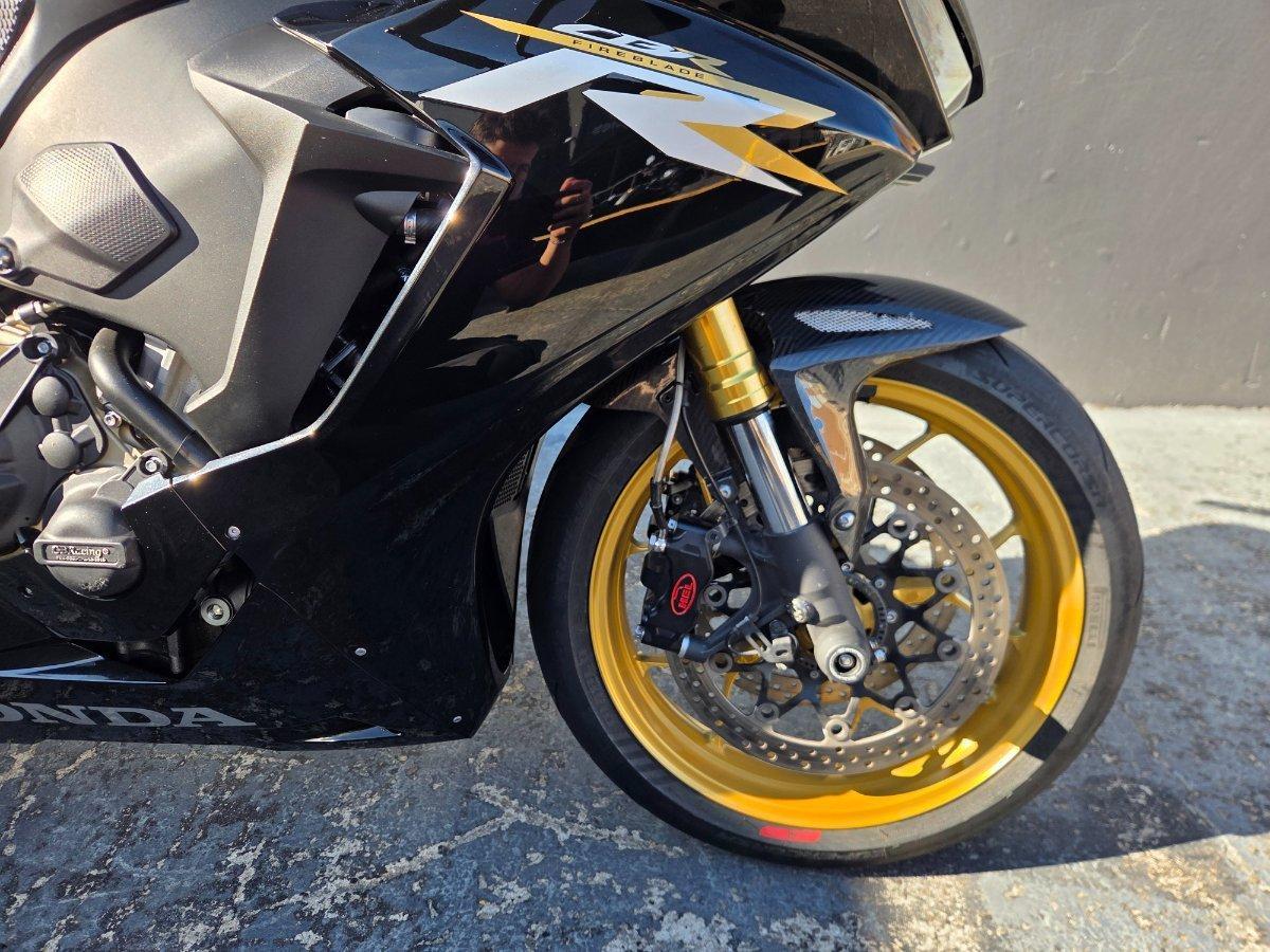 2016 HONDA CBR1000RR (FIREBLADE) SPORTS