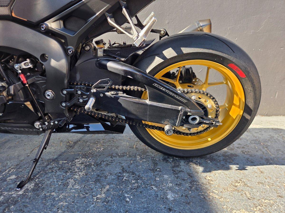2016 HONDA CBR1000RR (FIREBLADE) SPORTS