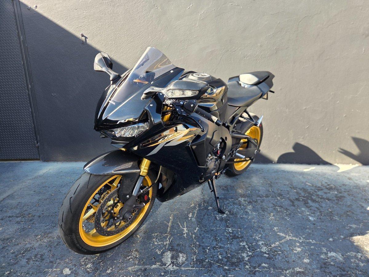 2016 HONDA CBR1000RR (FIREBLADE) SPORTS