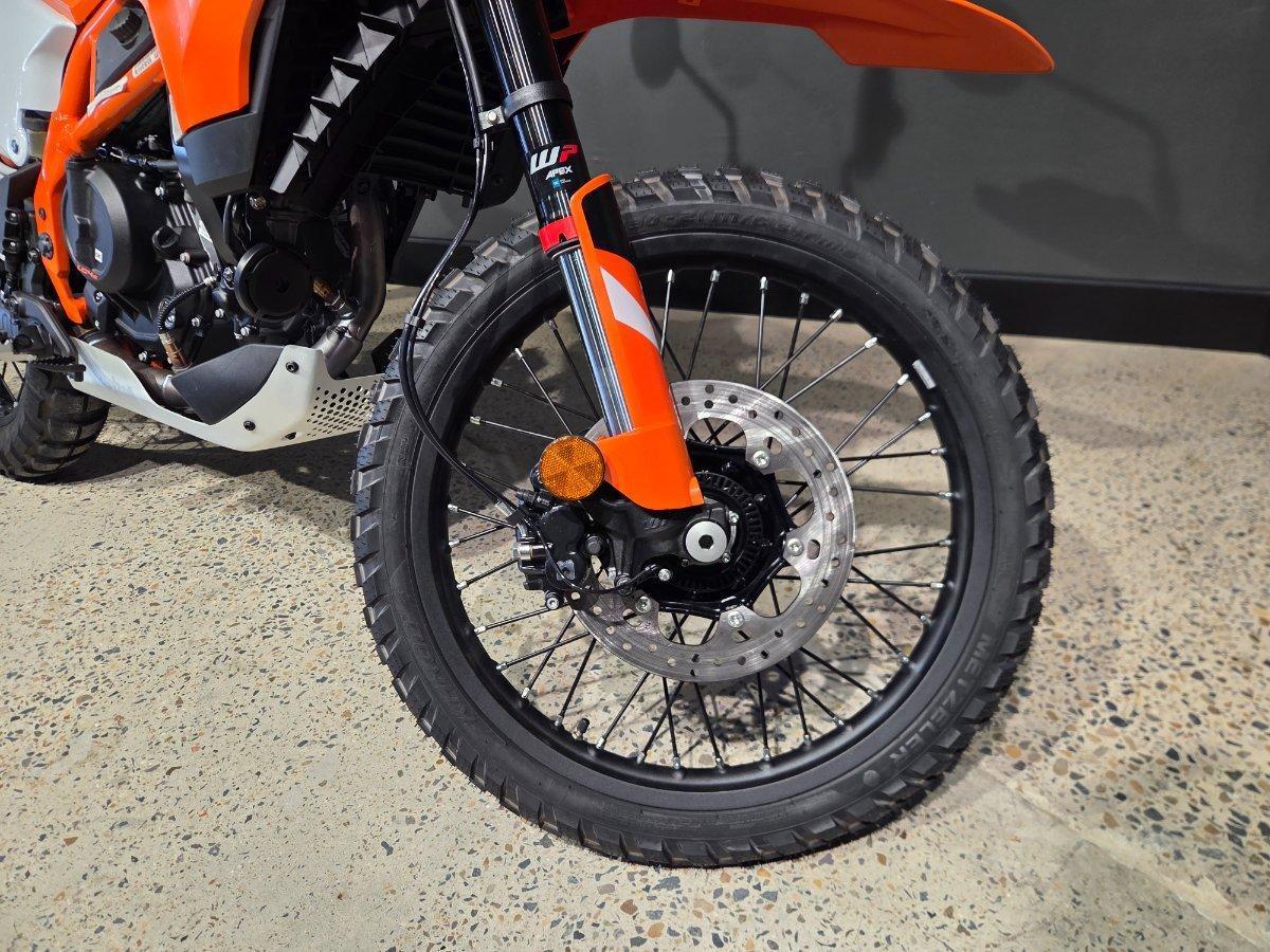 2025 KTM 390 ENDURO R DUAL SPORTS