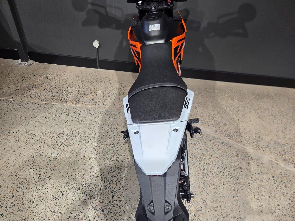 2025 KTM 390 ENDURO R DUAL SPORTS