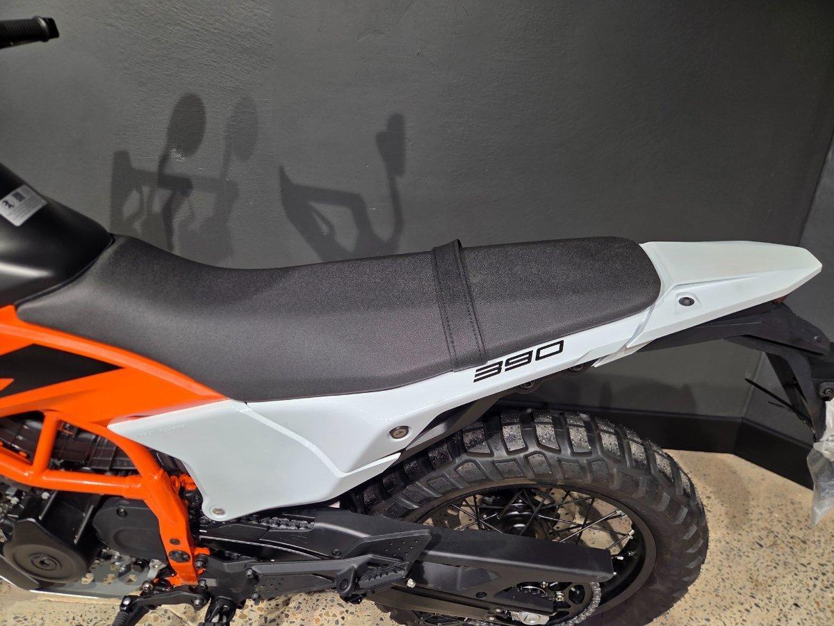 2025 KTM 390 ENDURO R DUAL SPORTS
