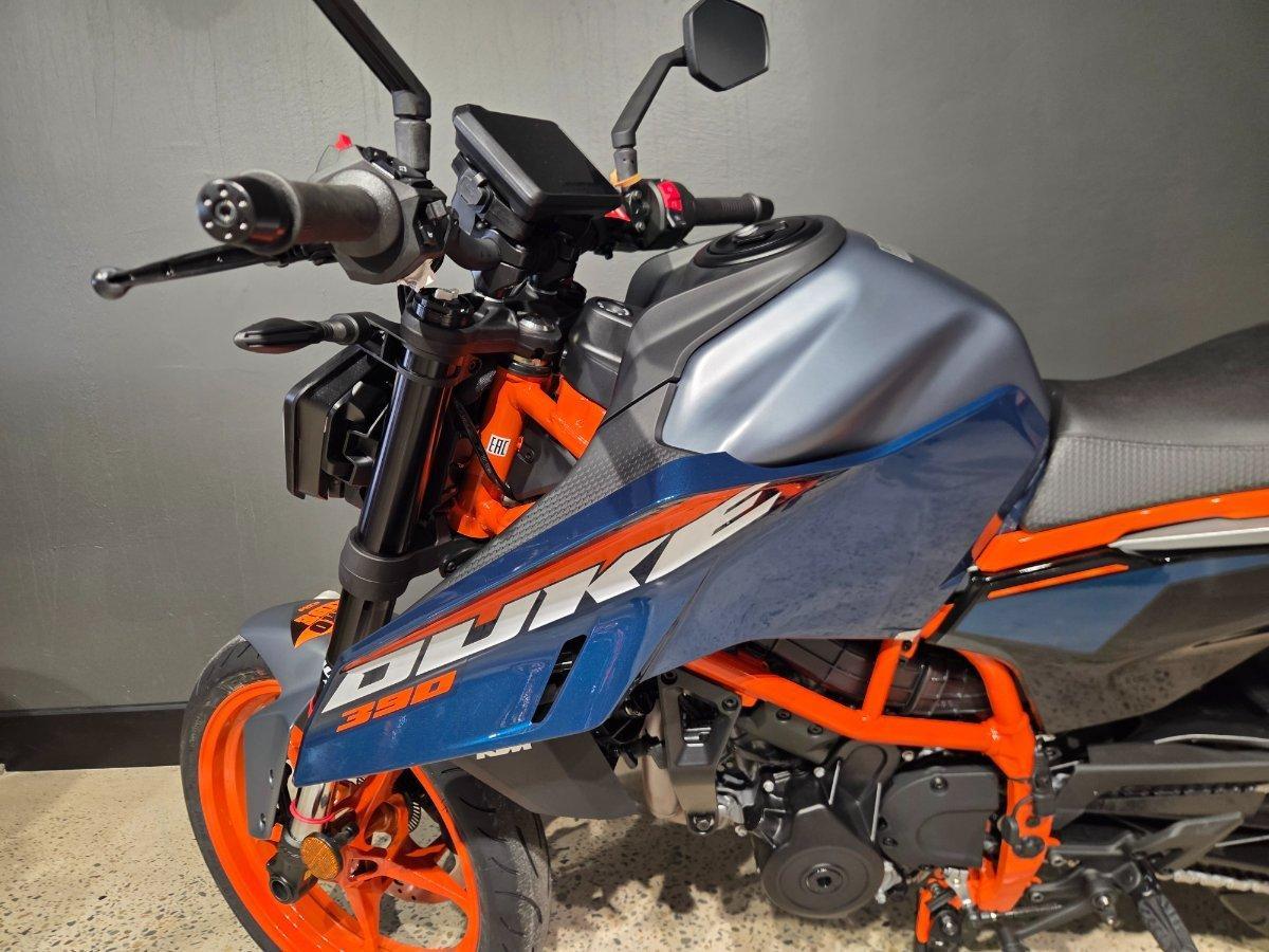 2025 KTM 390 DUKE ROAD