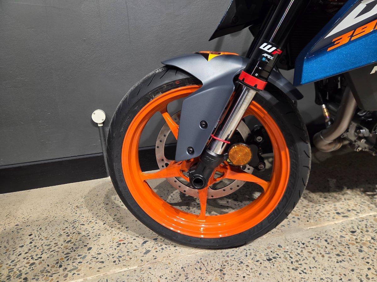 2025 KTM 390 DUKE ROAD