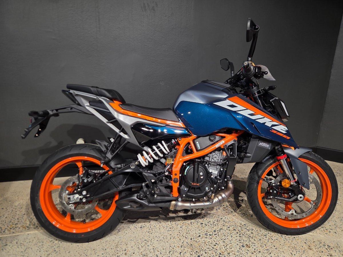 2025 KTM 390 DUKE ROAD