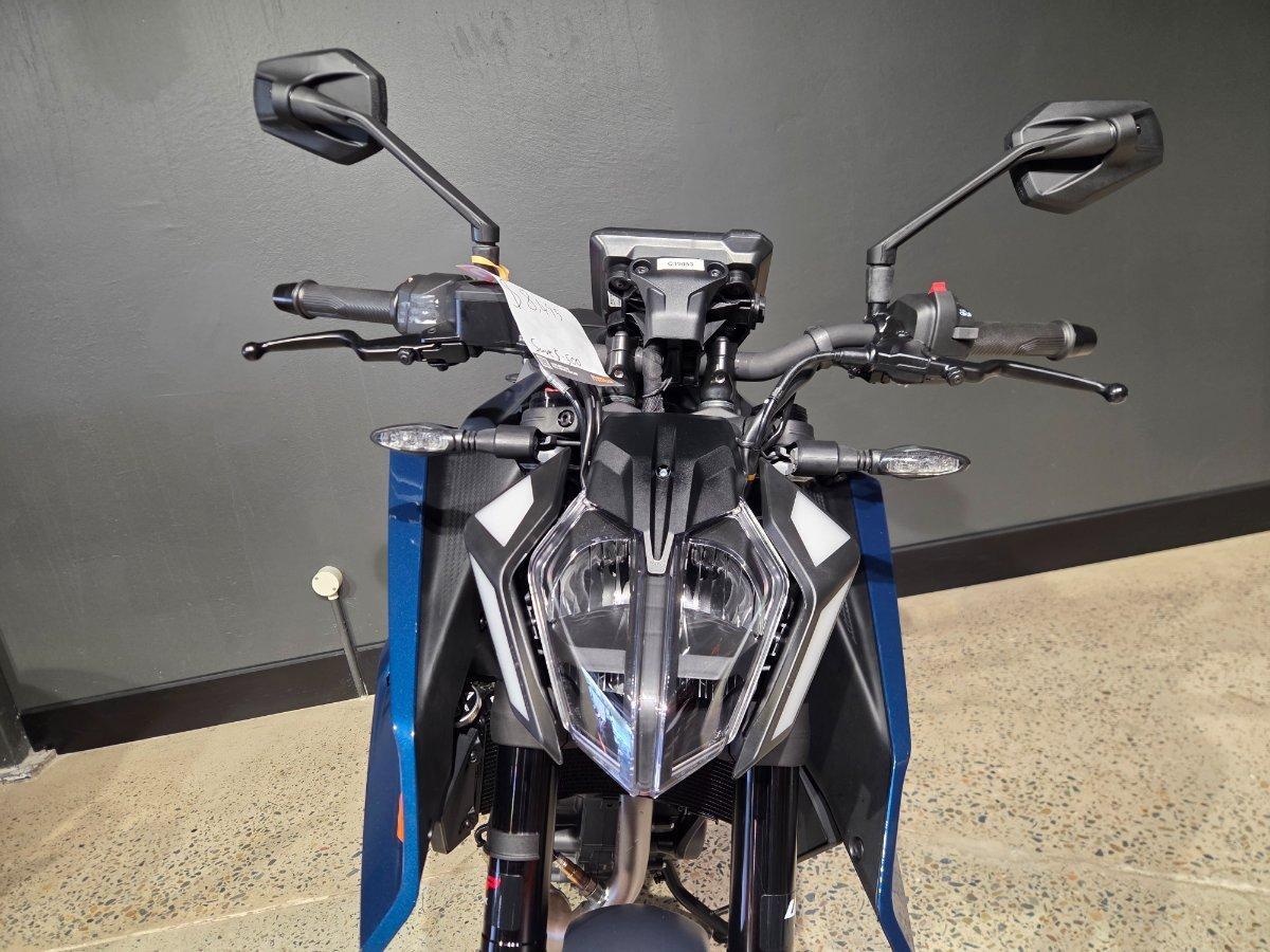 2025 KTM 390 DUKE ROAD