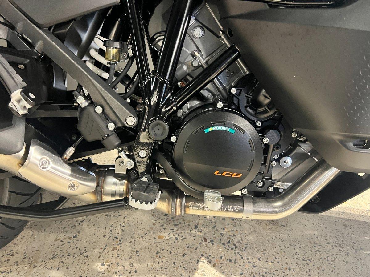 2026 KTM 1390 SUPER ADVENTURE S DUAL SPORTS