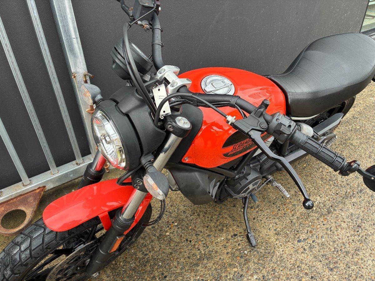 2016 DUCATI SCRAMBLER SIXTY2 SPORTS