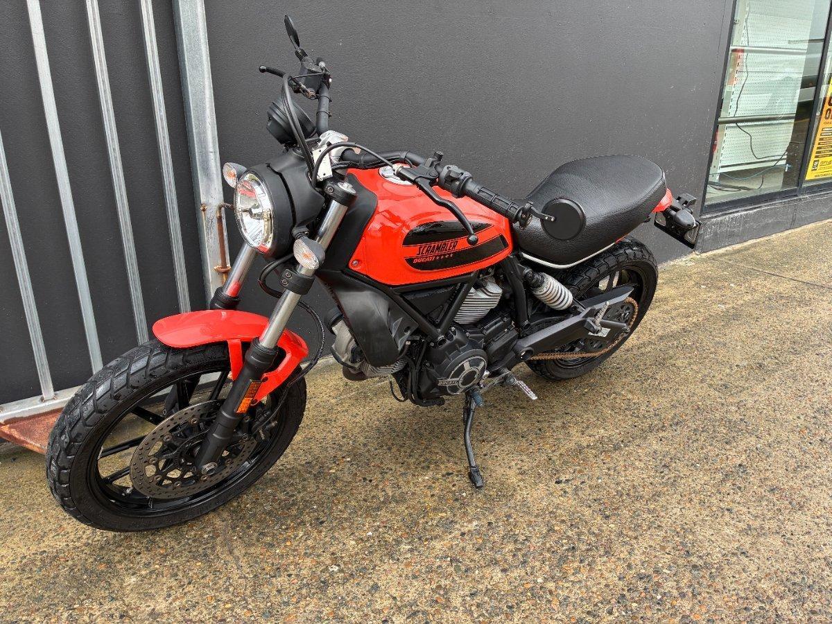 2016 DUCATI SCRAMBLER SIXTY2 SPORTS