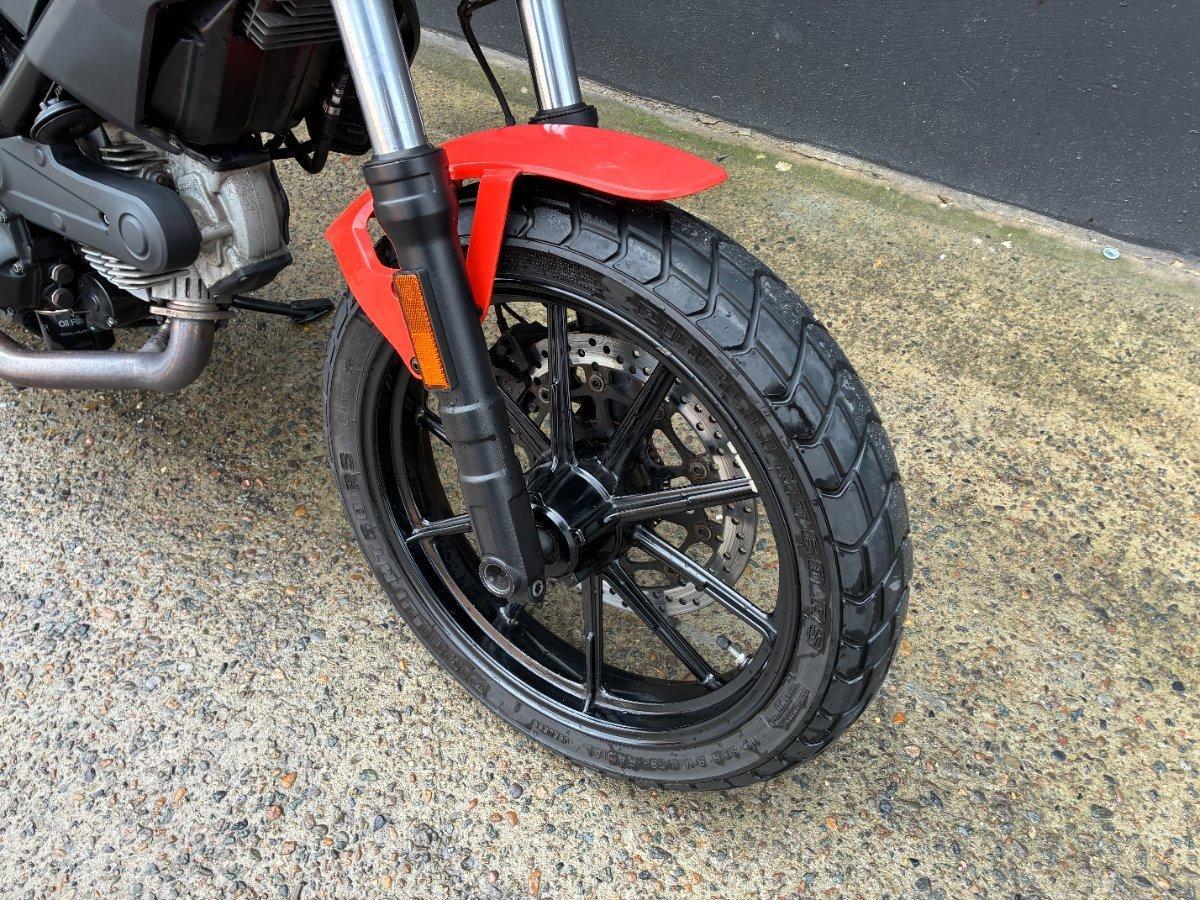 2016 DUCATI SCRAMBLER SIXTY2 SPORTS