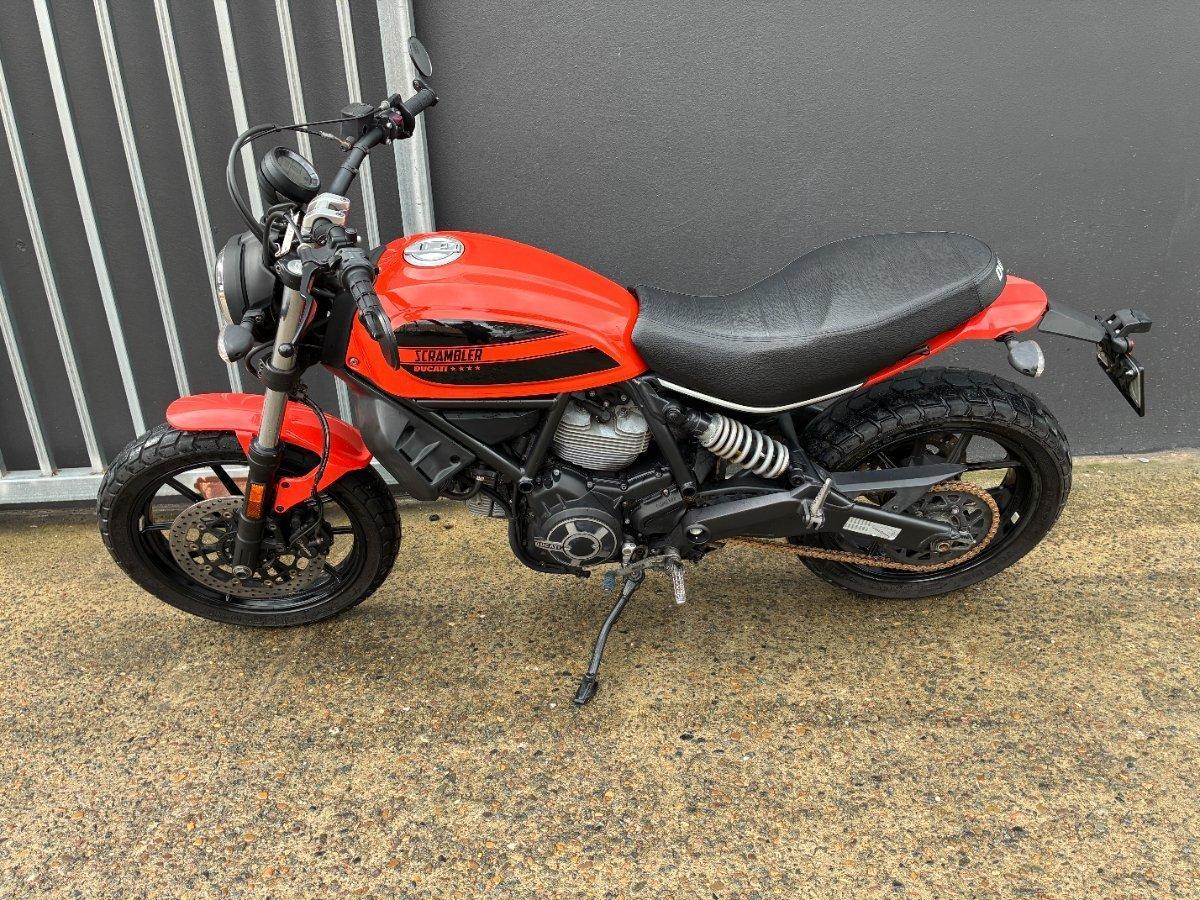 2016 DUCATI SCRAMBLER SIXTY2 SPORTS
