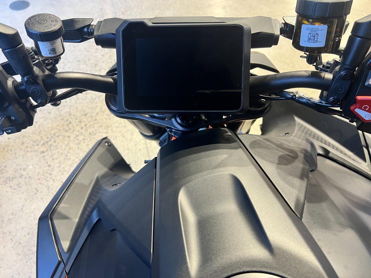 2026 KTM 1390 SUPER DUKE R EVO SPORTS