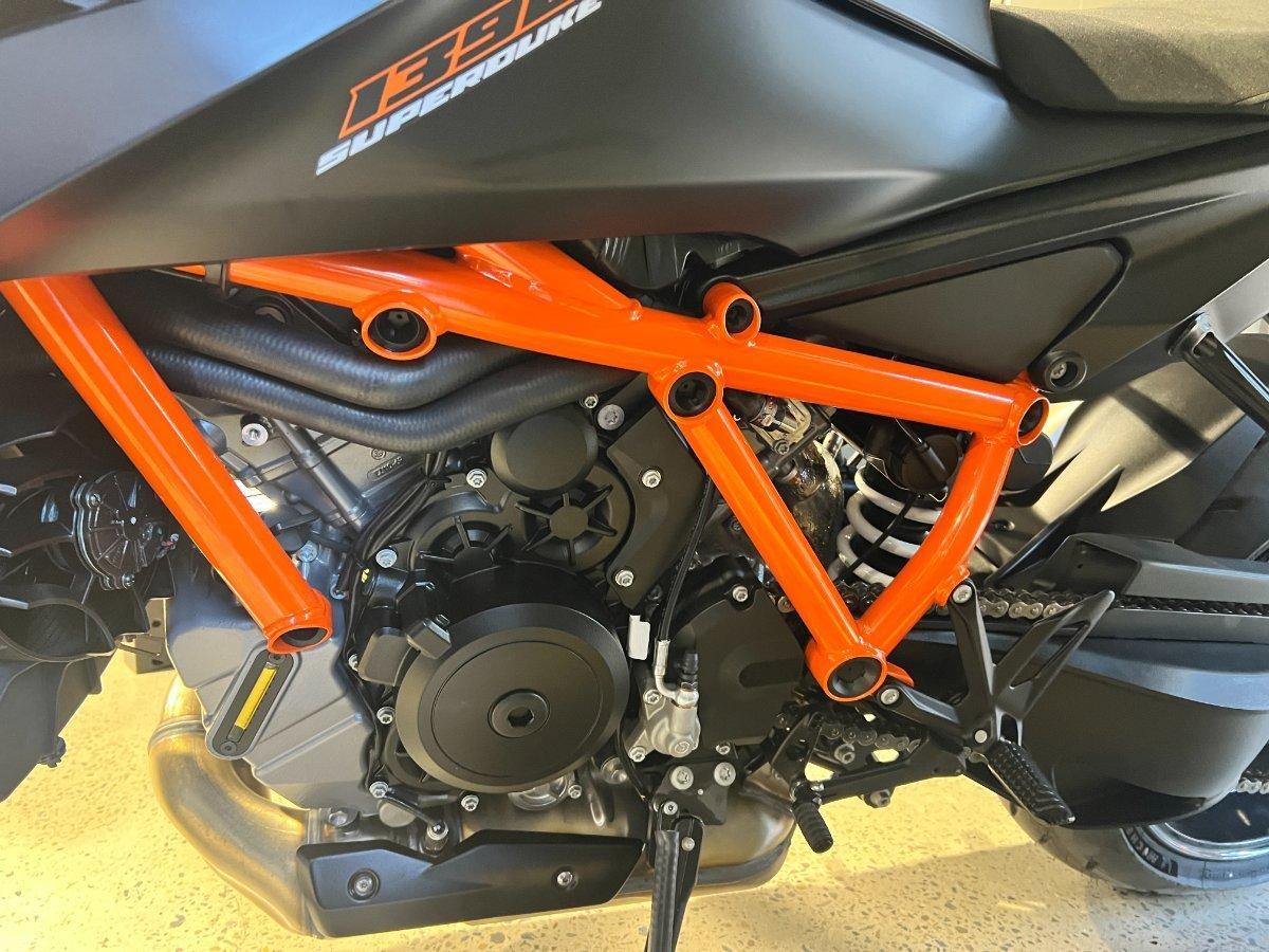 2026 KTM 1390 SUPER DUKE R EVO SPORTS