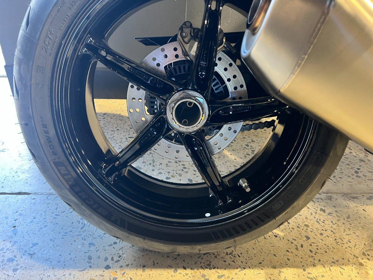 2026 KTM 1390 SUPER DUKE R EVO SPORTS