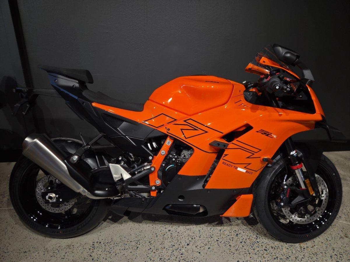 2026 KTM 990 RC R SPORTS