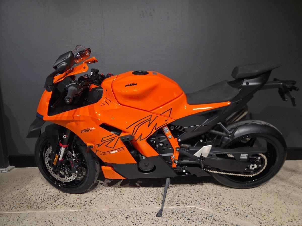 2026 KTM 990 RC R SPORTS