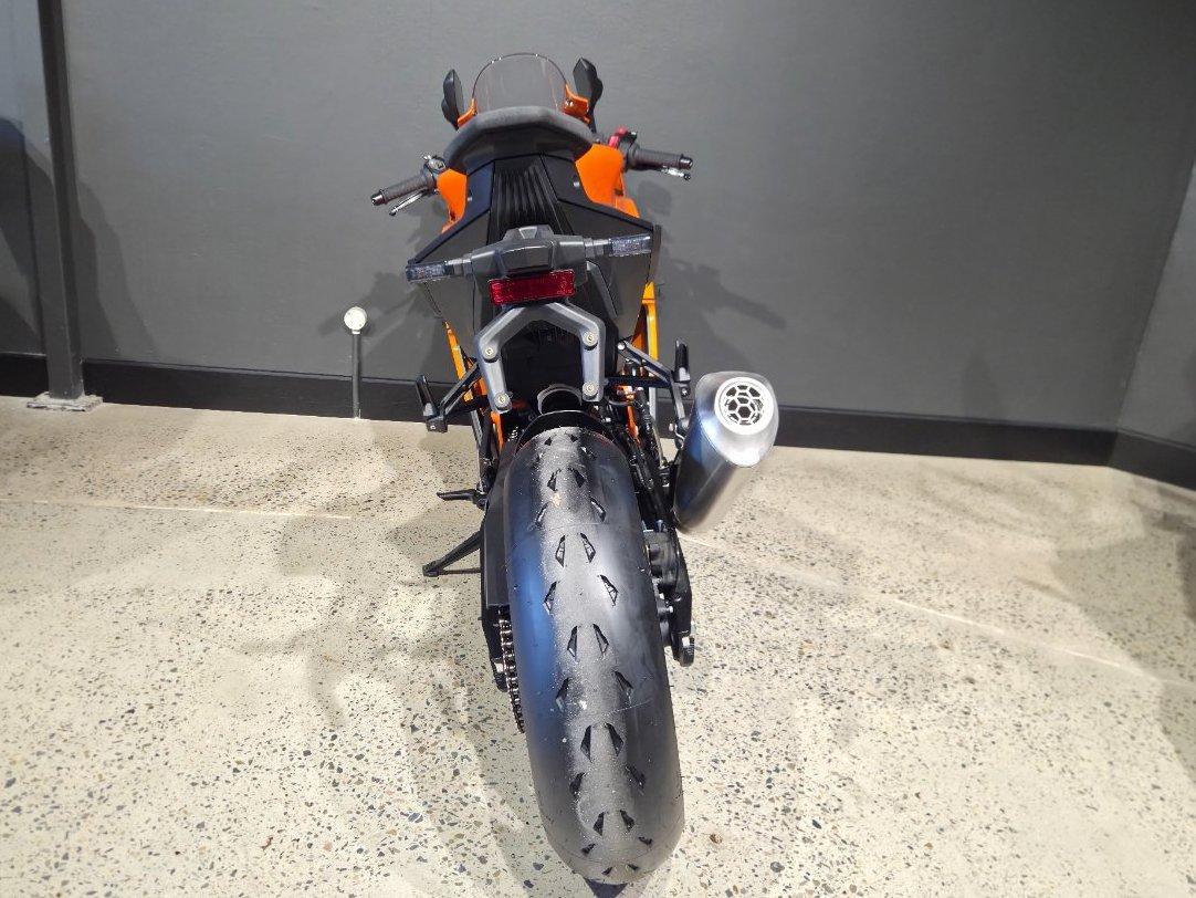 2026 KTM 990 RC R SPORTS