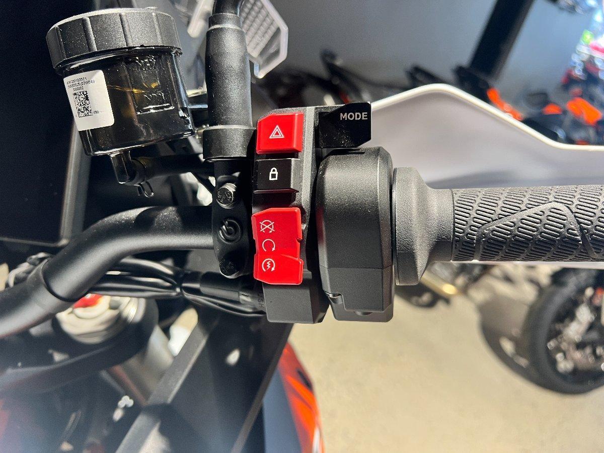 2026 KTM 1390 SUPER ADVENTURE R SPORTS