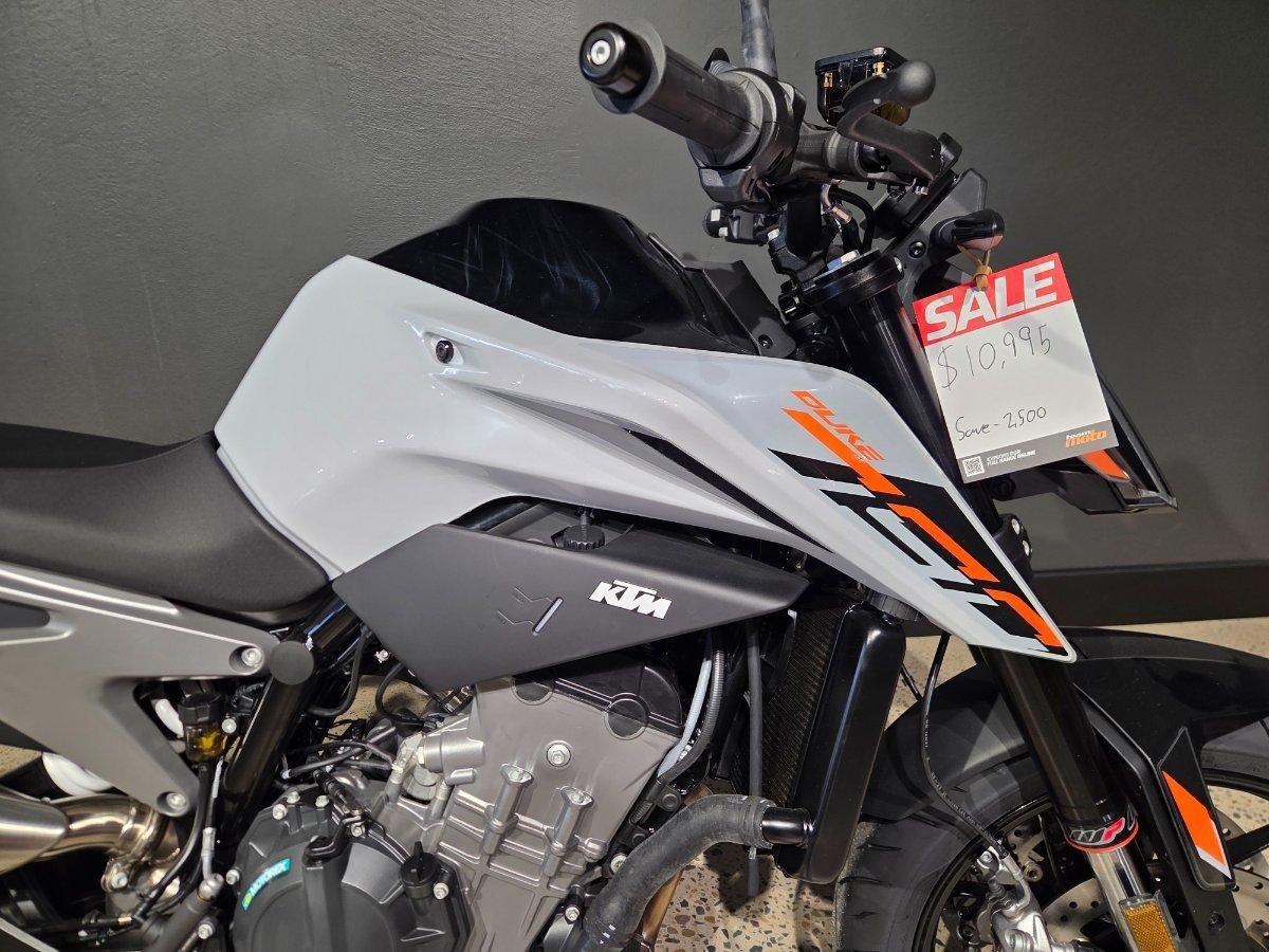 2024 KTM 790 DUKE ROAD