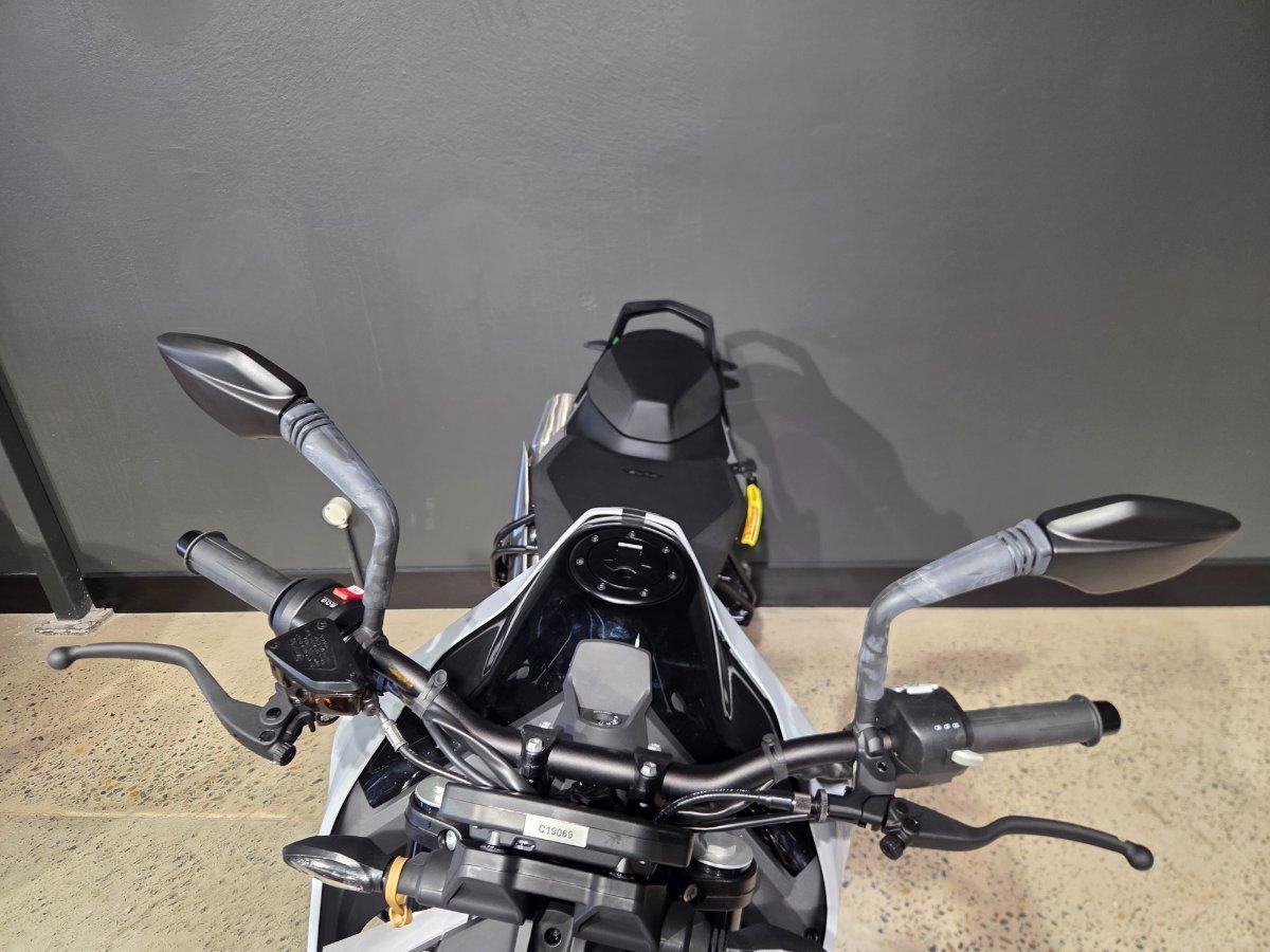 2024 KTM 790 DUKE ROAD