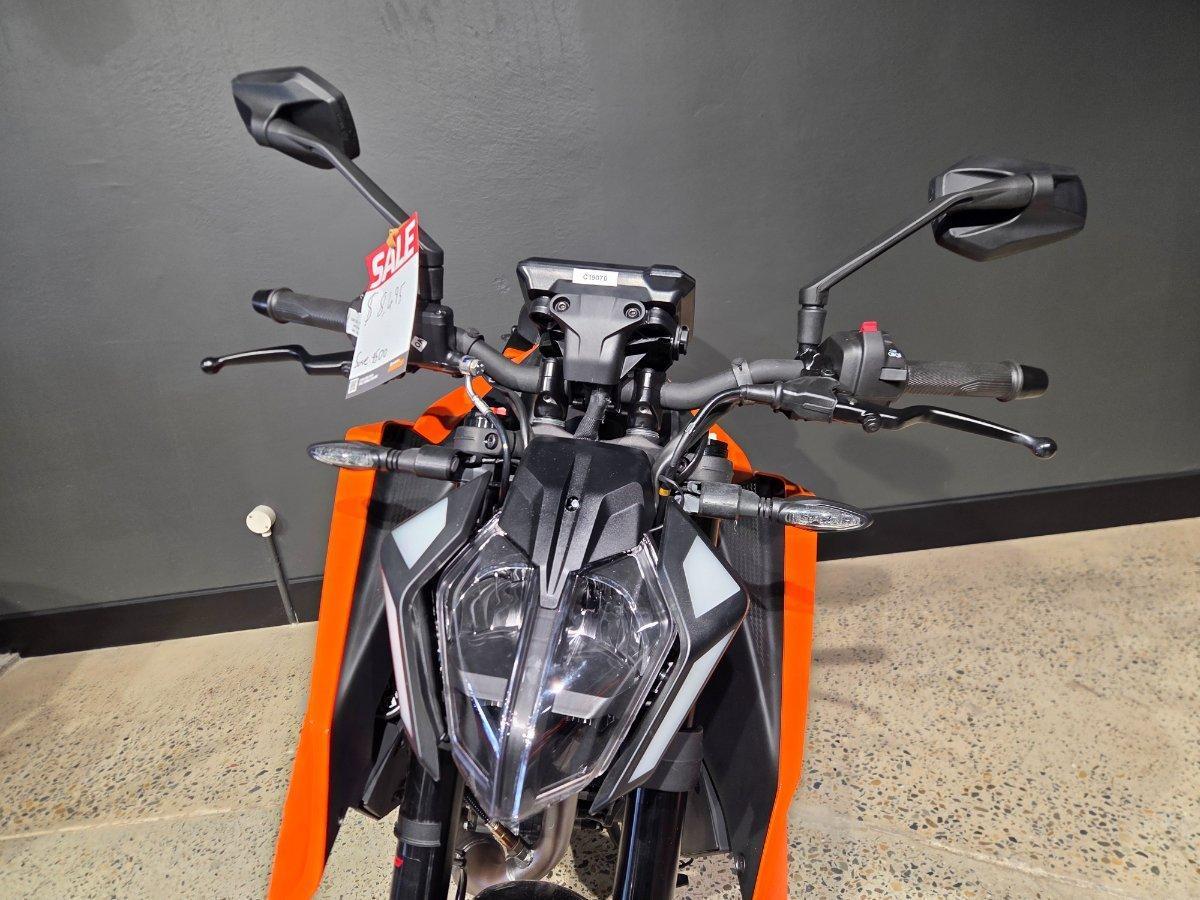 2025 KTM 390 DUKE ROAD