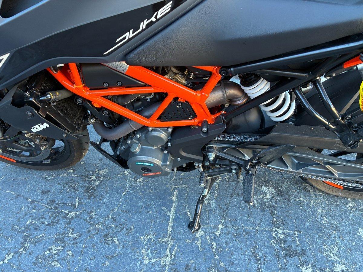 2023 KTM 390 DUKE ROAD