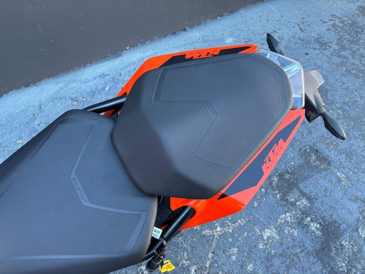 2023 KTM 390 DUKE ROAD