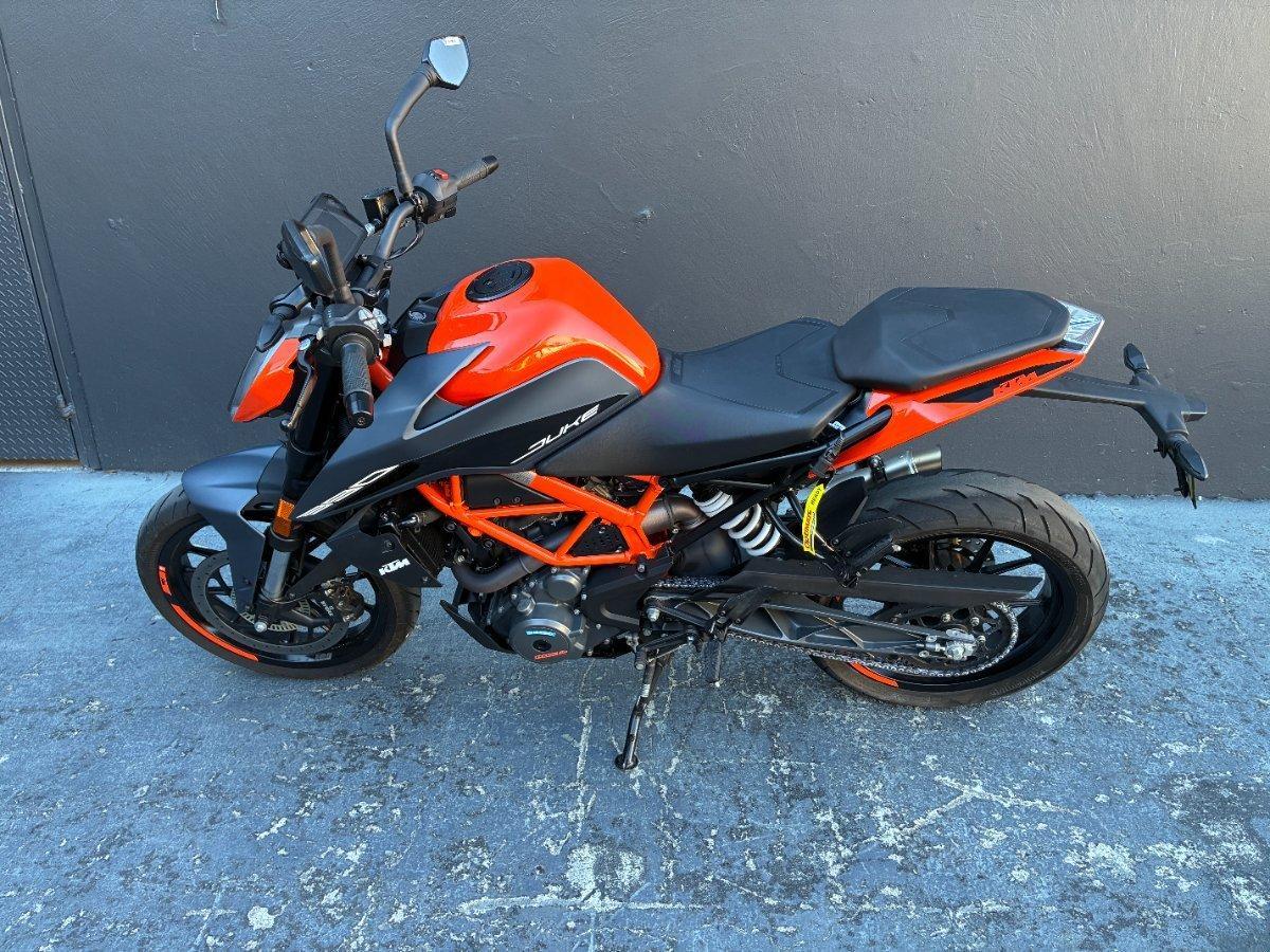 2023 KTM 390 DUKE ROAD