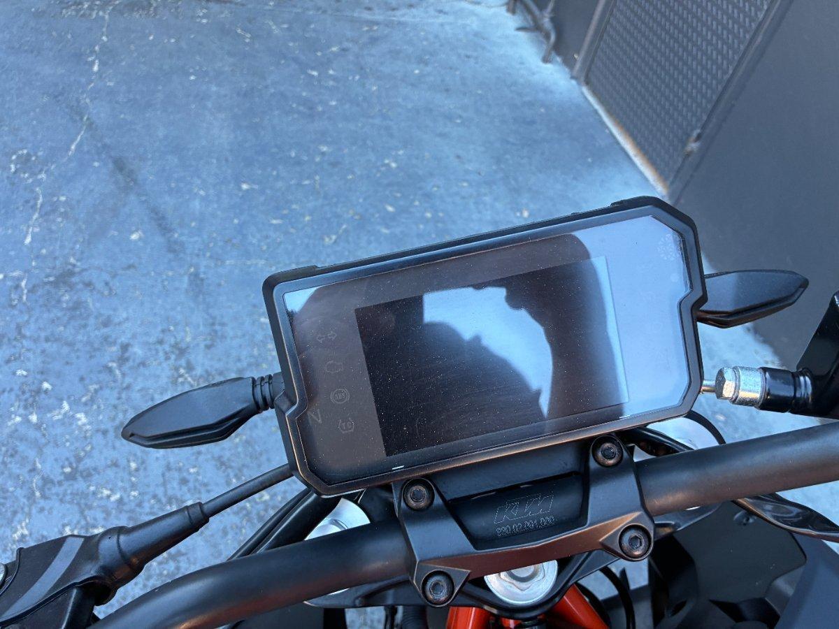 2023 KTM 390 DUKE ROAD