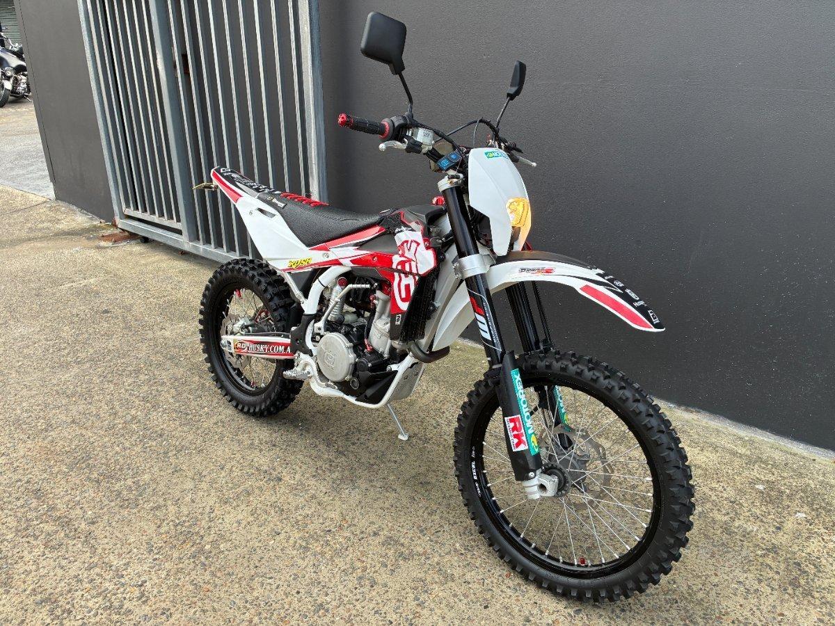 2010 HUSQVARNA TE450ie ENDURO