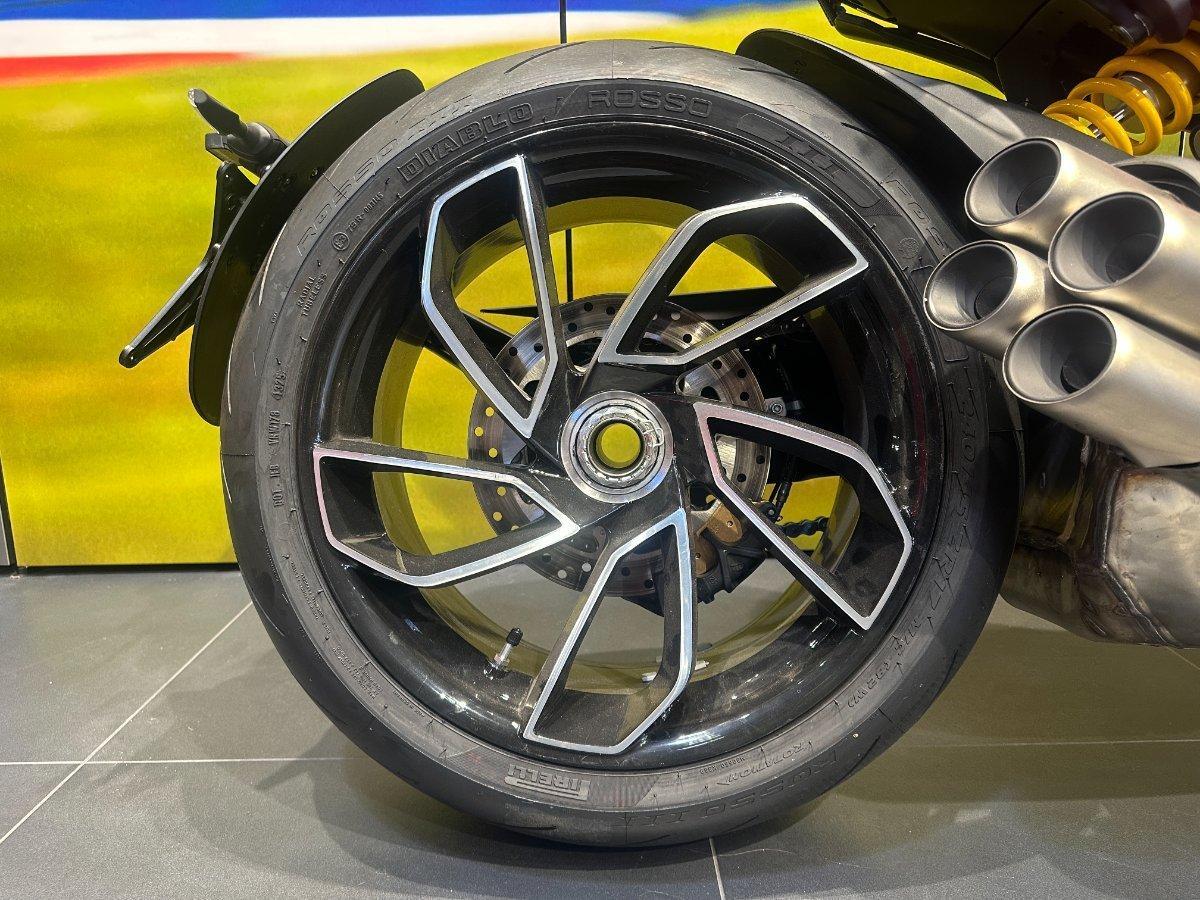 2026 DUCATI DIAVEL V4 CRUISER