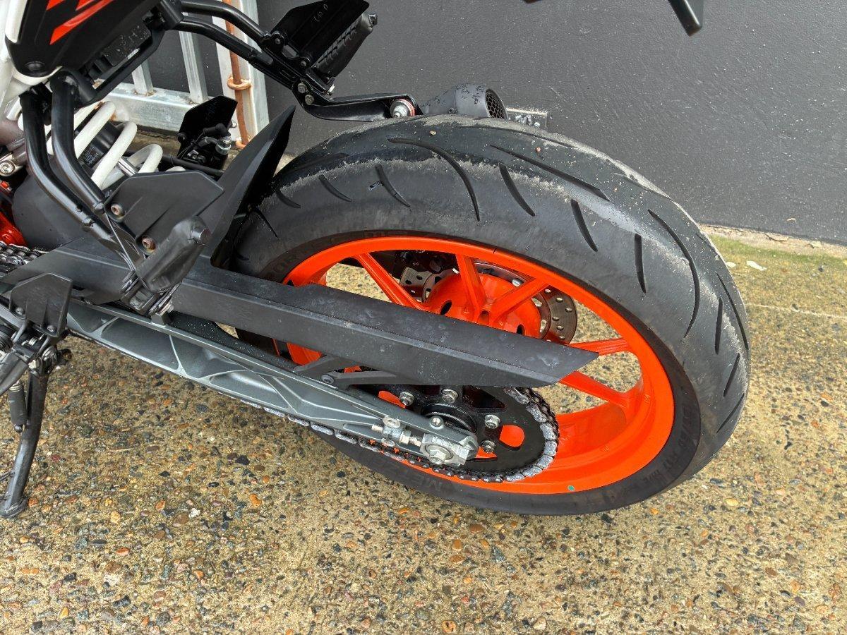 2017 KTM 390 DUKE ROAD