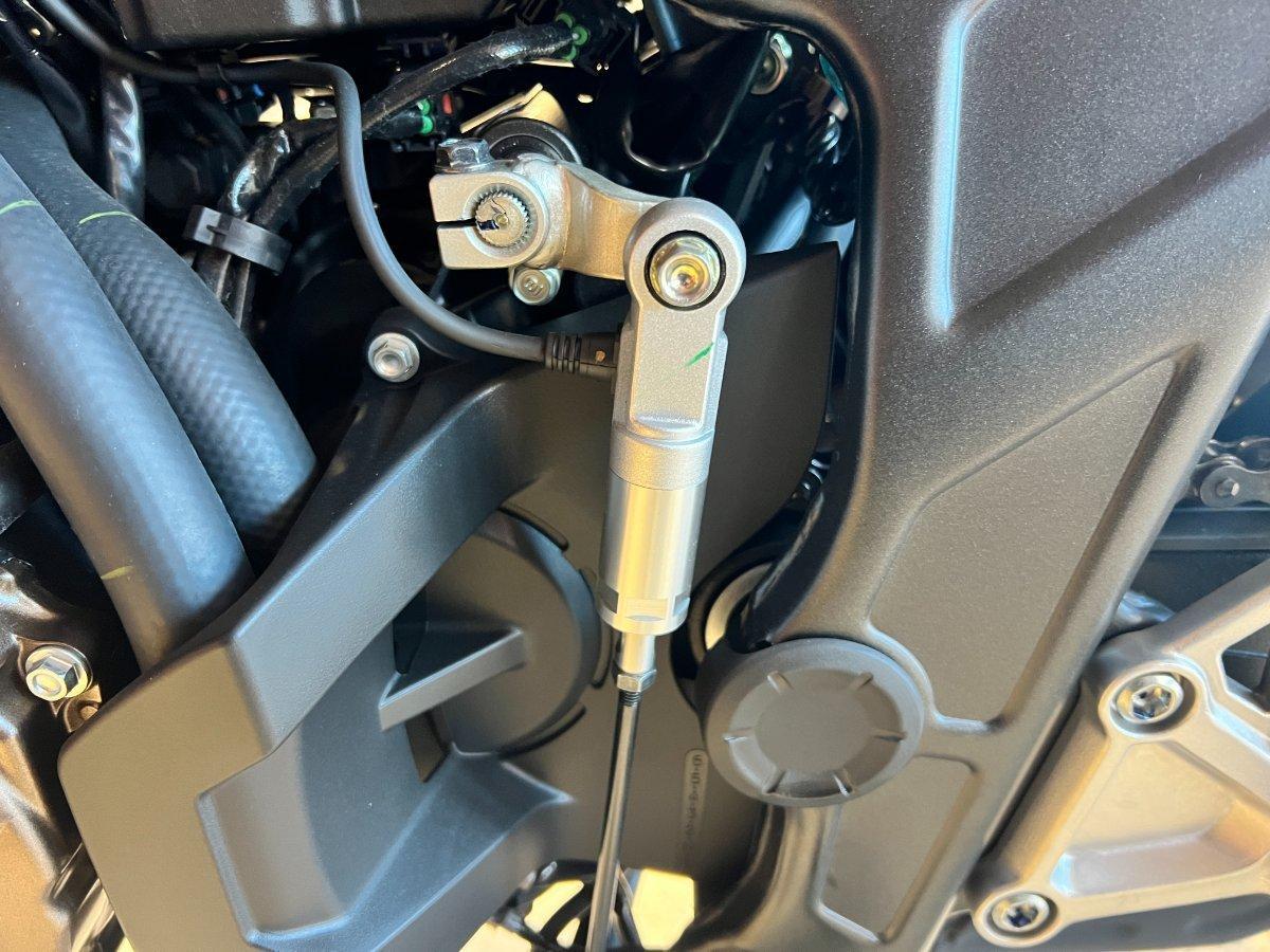 2026 HONDA CB650R E-CLUTCH SPORTS