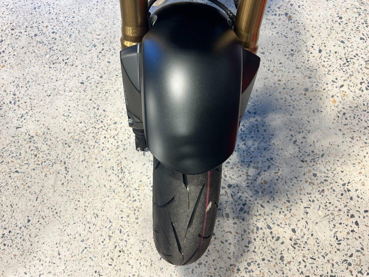 2026 HONDA CB650R E-CLUTCH SPORTS