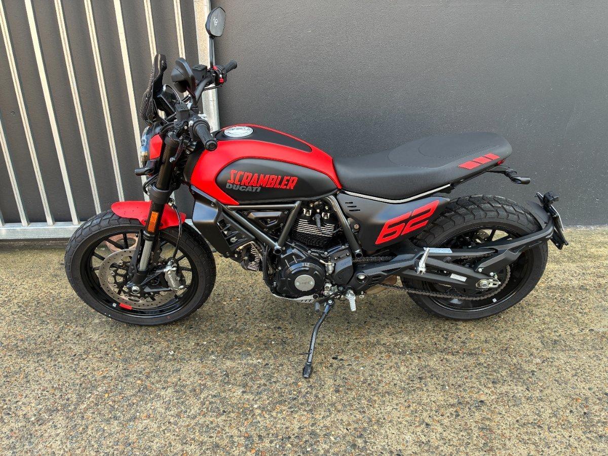 2024 DUCATI SCRAMBLER FULL THROTTLE SPORTS
