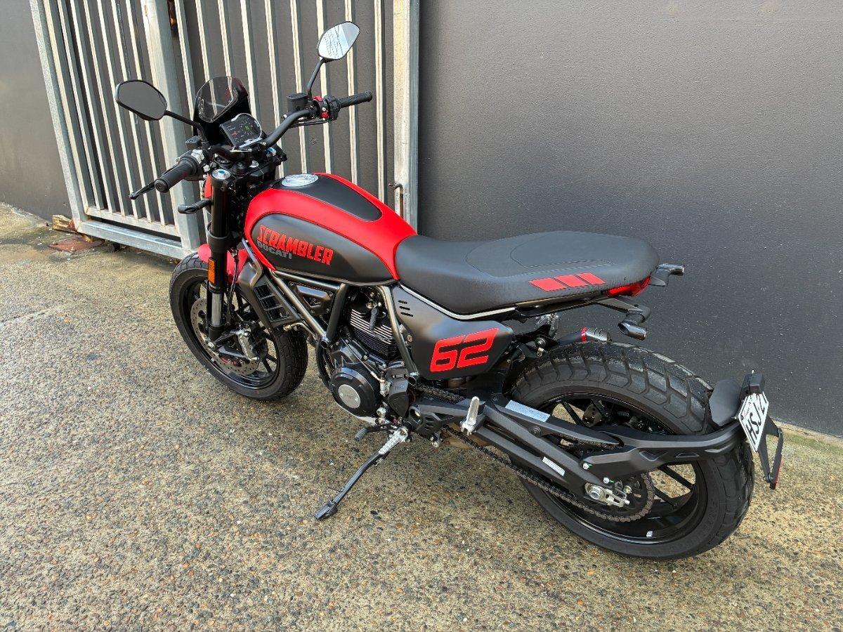 2024 DUCATI SCRAMBLER FULL THROTTLE SPORTS