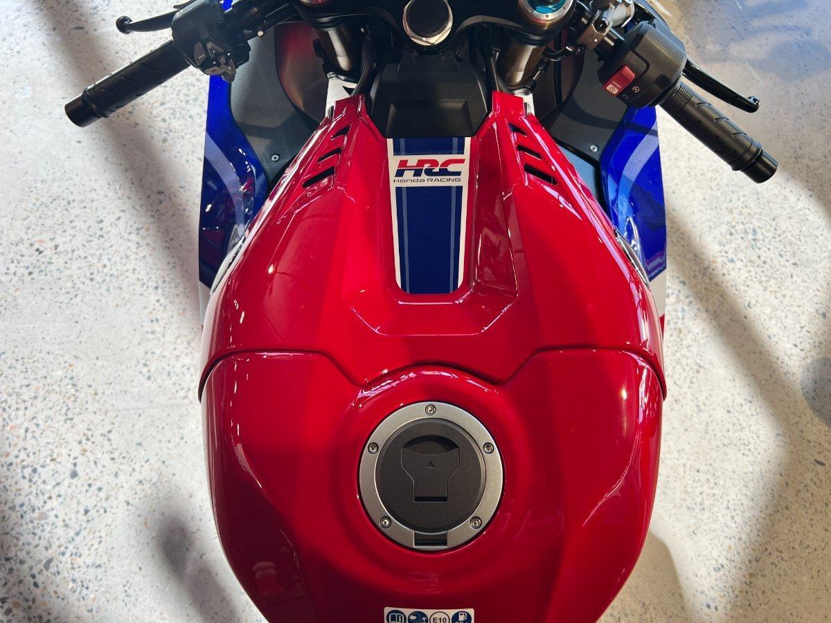 2026 HONDA CBR1000RR-R SP (FIREBLADE) ABS ROAD
