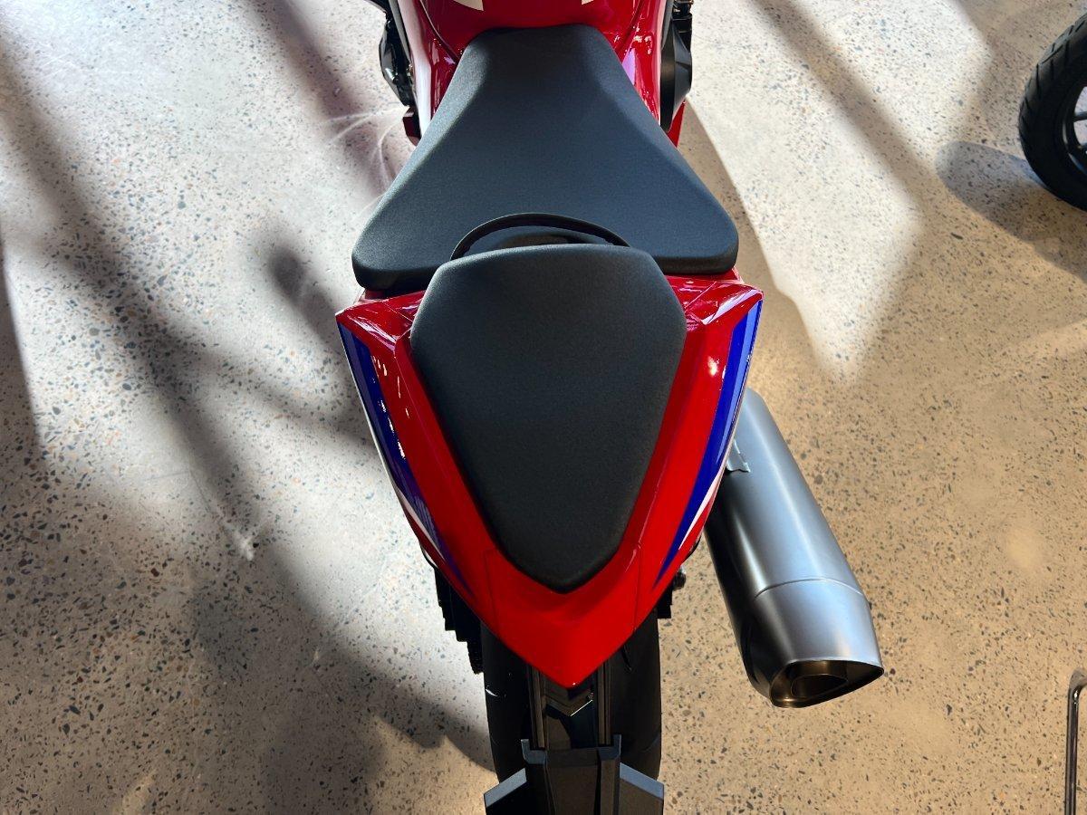2026 HONDA CBR1000RR-R SP (FIREBLADE) ABS ROAD