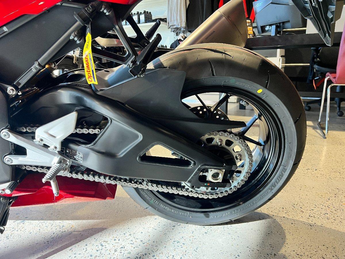 2026 HONDA CBR1000RR-R SP (FIREBLADE) ABS ROAD