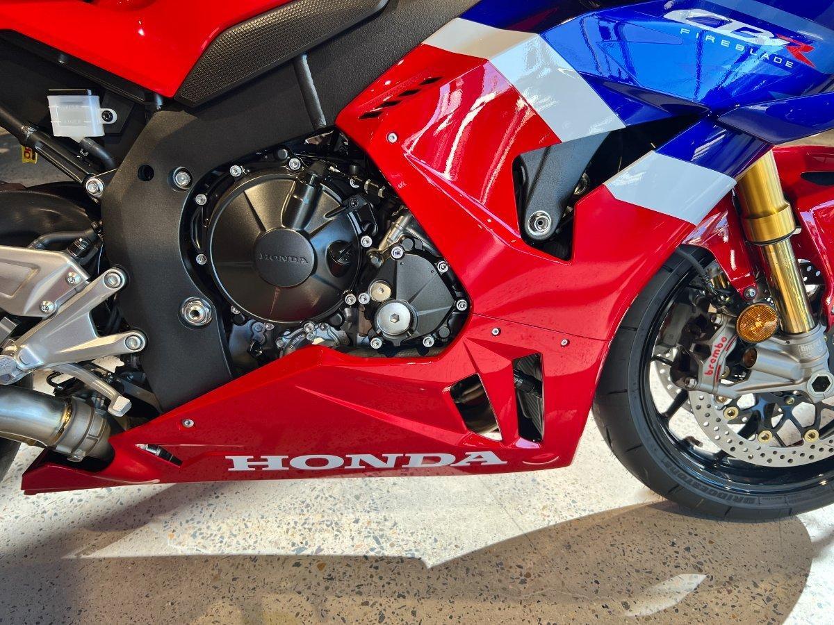 2026 HONDA CBR1000RR-R SP (FIREBLADE) ABS ROAD