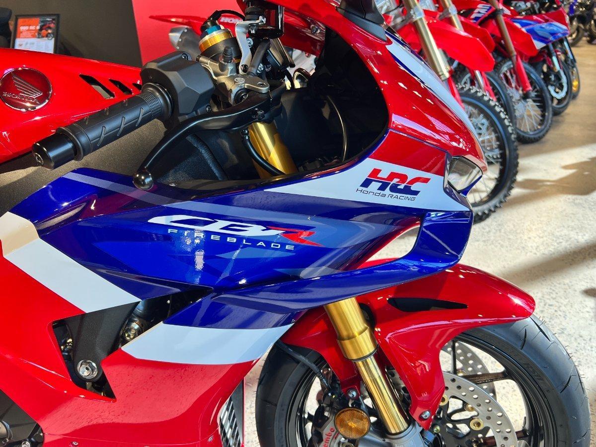 2026 HONDA CBR1000RR-R SP (FIREBLADE) ABS ROAD